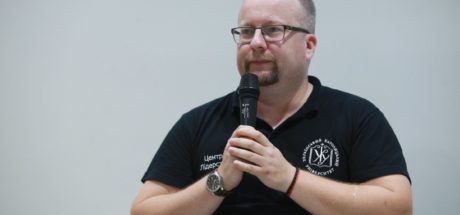 рождественський rozhdestvensky