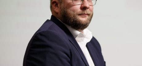 рождественський rozhdestvensky